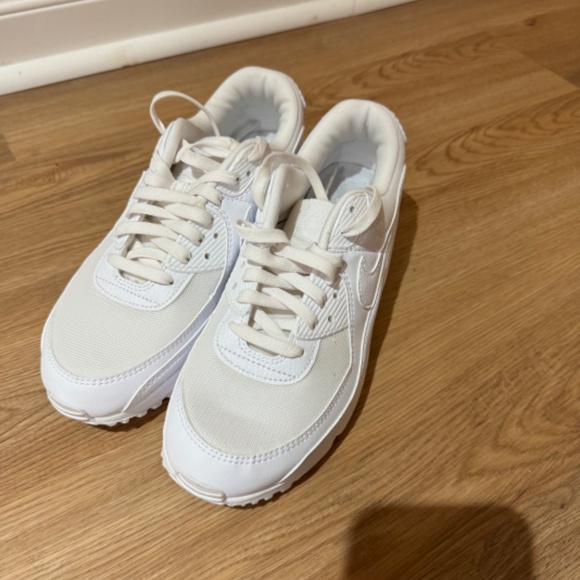 Air max Nike shoes - Picture 2 of 4